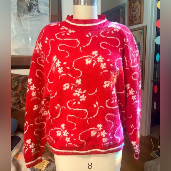 Nordstrom Red and White Floral Women's Sweater